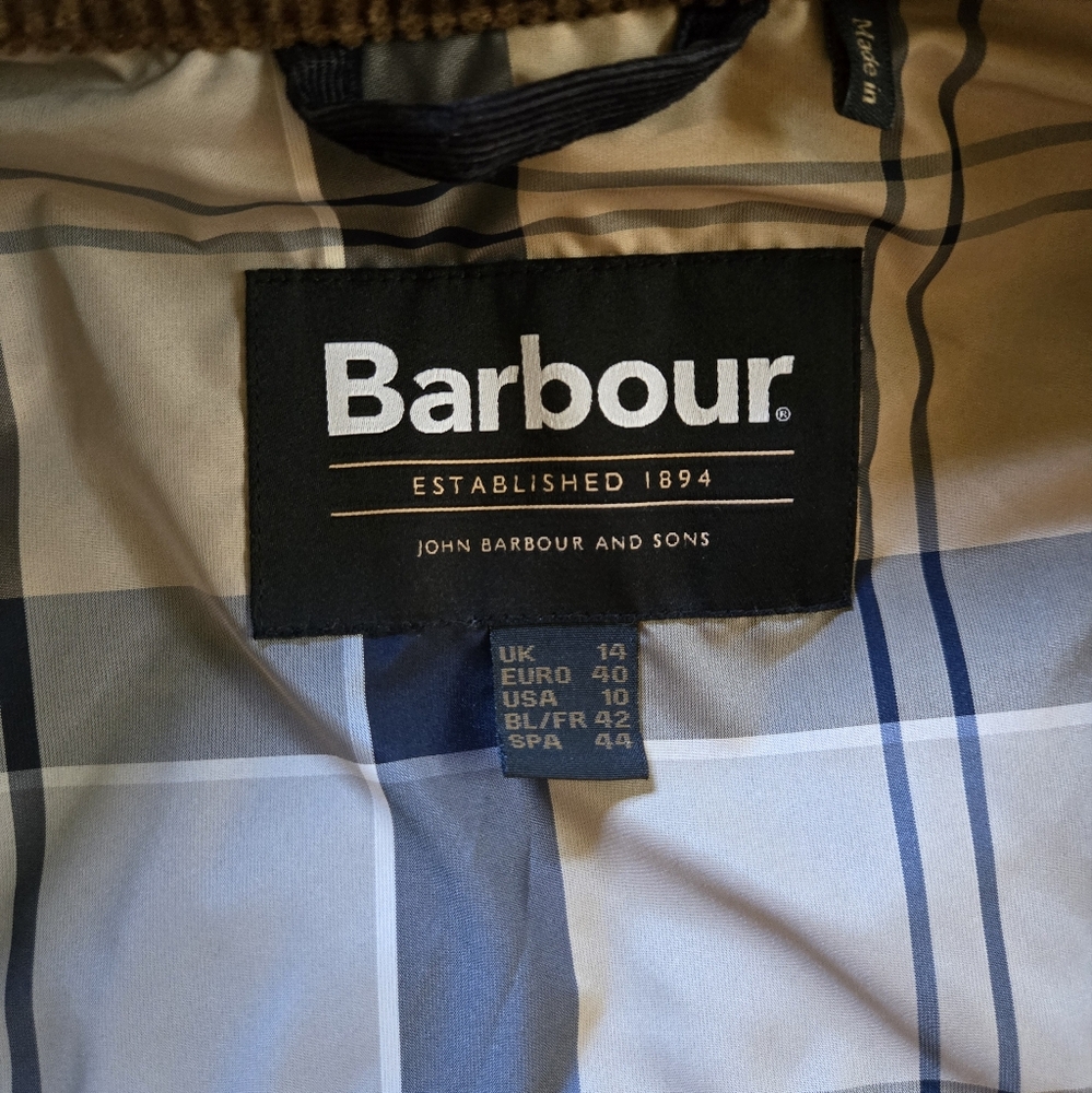Barbour Navy Quilted Jacket with Brown Corduroy Collar - Picture 2 of 6